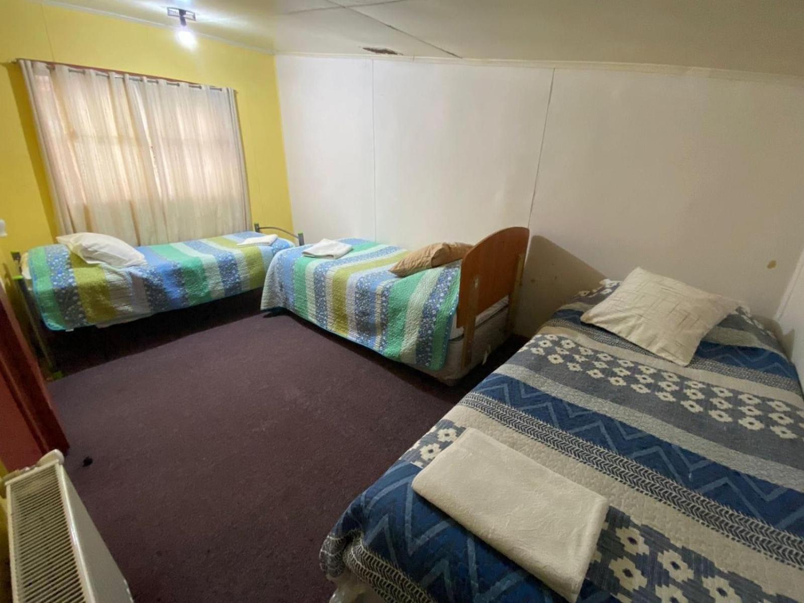 פורטו נטאלס Hostal Bernardita מראה חיצוני תמונה